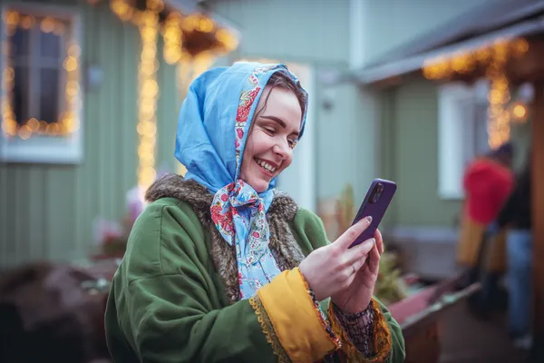 GB44 Live Games — Take part in high-energy casino action A glowing roulette wheel with cascading chips, symbolizing the engaging live and instant-win games available on GB44.